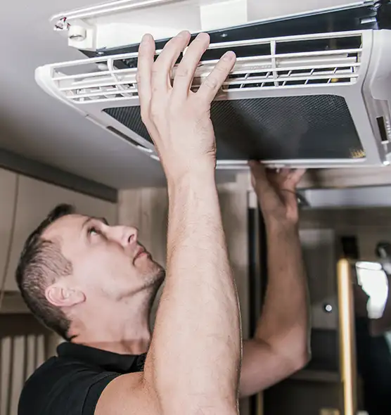  Professional Licensed And Insured Cleaners in Lealman, FL